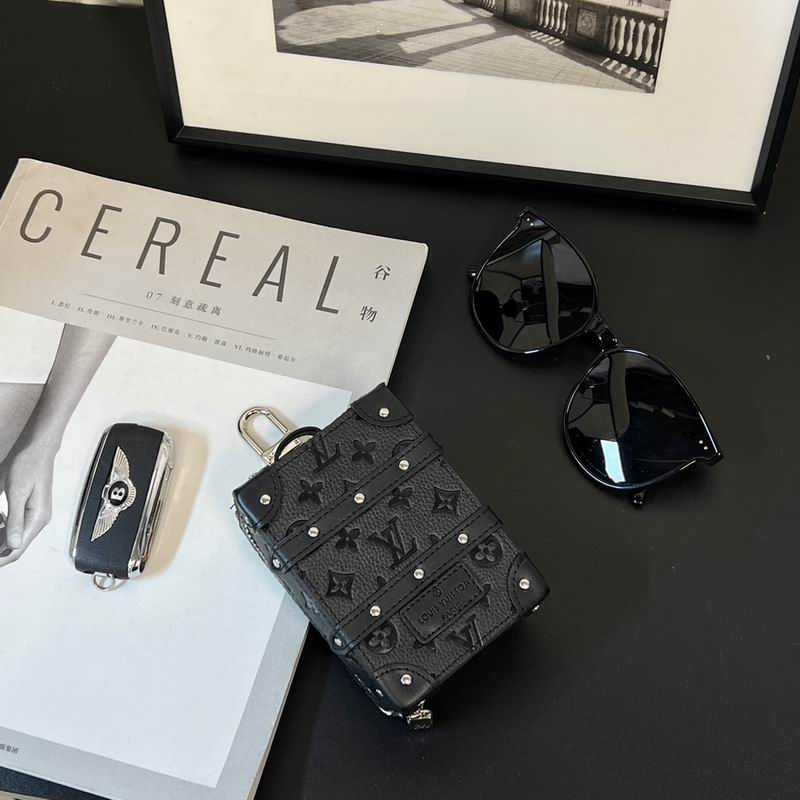 LV keyring lyh83